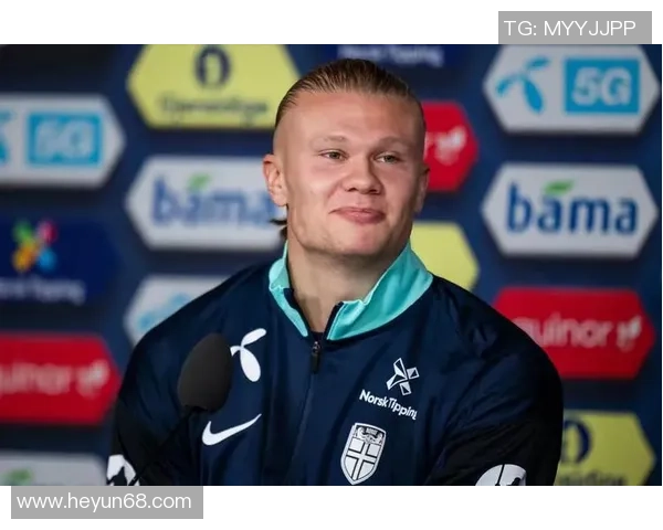 从足坛巨星到潮流风向标男足球球星经典发型全解析 从足坛巨星到潮流风向标男足球球星经典发型全解析